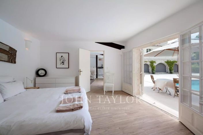 Image No.17-6 Bed House for sale