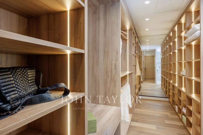 Image No.14-5 Bed House for sale