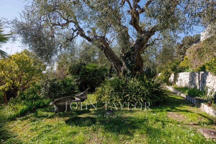 Image No.12-4 Bed House for sale