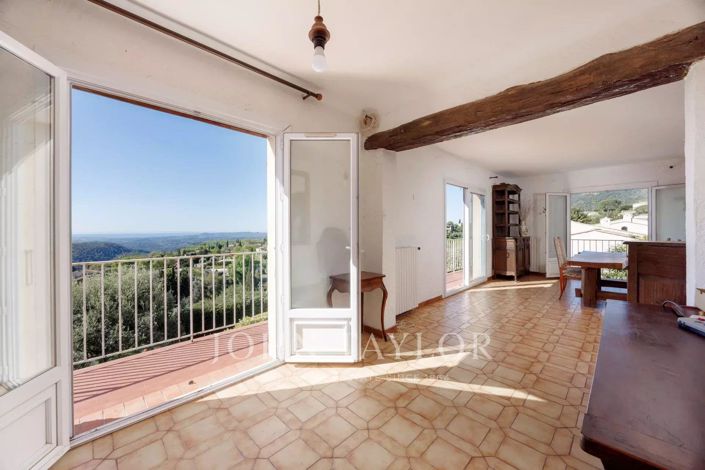 Image No.10-4 Bed House for sale