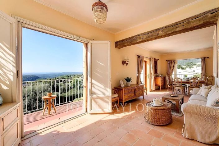 Image No.9-4 Bed House for sale