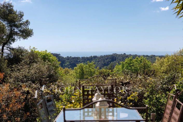 Image No.2-Maison de 4 chambres à vendre à Tourrettes-sur-Loup