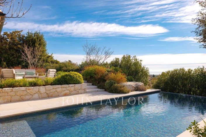 Image No.19-4 Bed House for sale