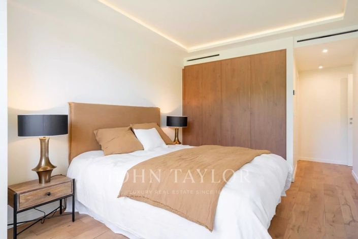 Image No.11-3 Bed Apartment for sale