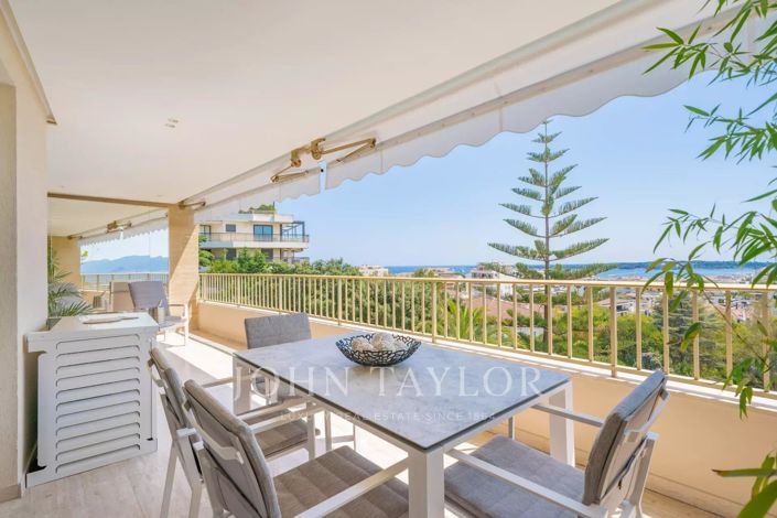 Image No.3-3 Bed Apartment for sale