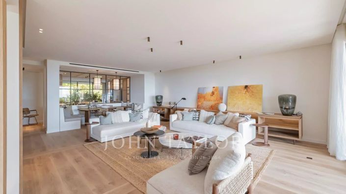 Image No.9-4 Bed Apartment for sale