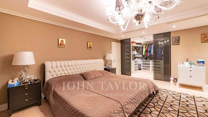 Image No.17-6 Bed Apartment for sale