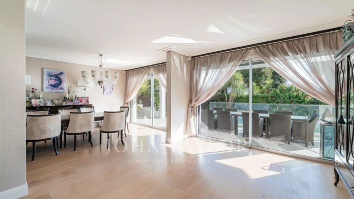 Image No.6-6 Bed Apartment for sale