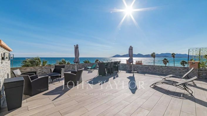 Image No.1-4 Bed Apartment for sale