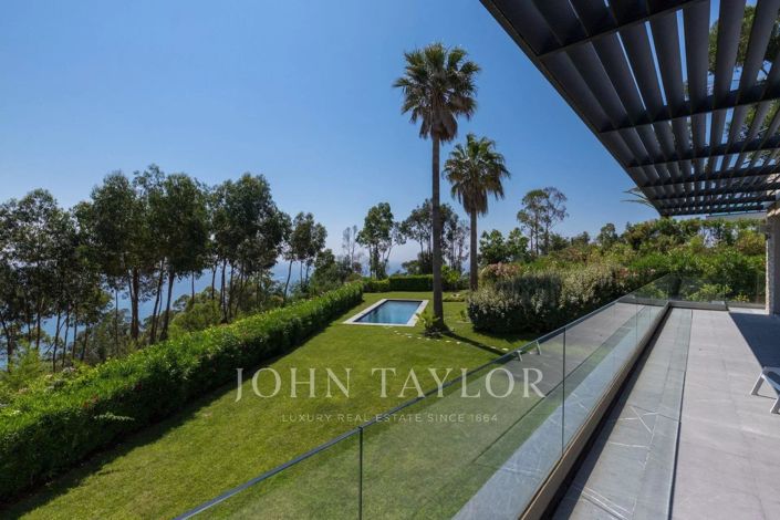 Image No.5-4 Bed House for sale