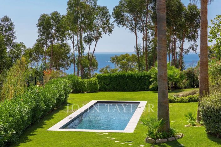 Image No.7-4 Bed House for sale