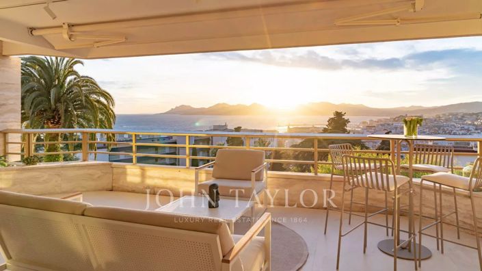 Image No.2-Appartement de 3 chambres à vendre à Cannes