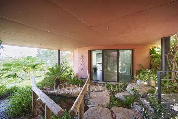 Image No.22-5 Bed House for sale