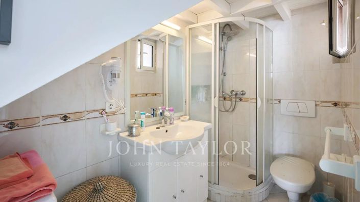 Image No.17-Maison de 5 chambres à vendre à Cannes