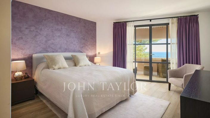 Image No.13-8 Bed House for sale