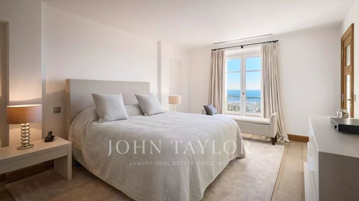 Image No.15-8 Bed House for sale