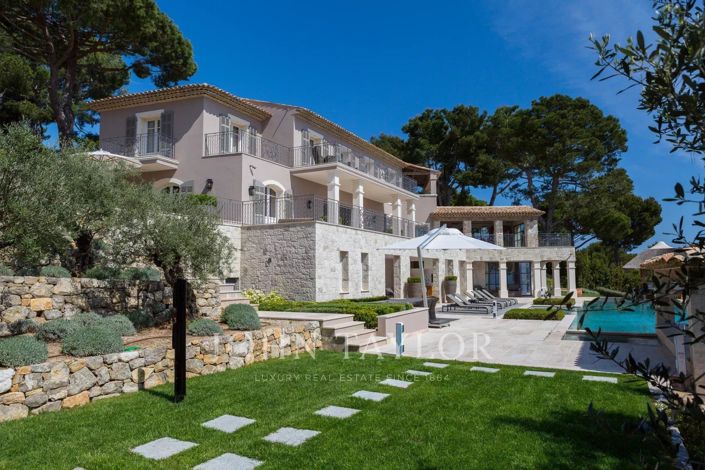 Image No.3-8 Bed House for sale