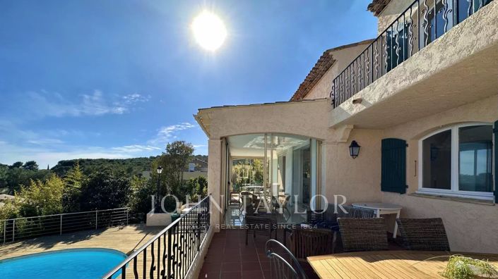 Image No.19-4 Bed House for sale