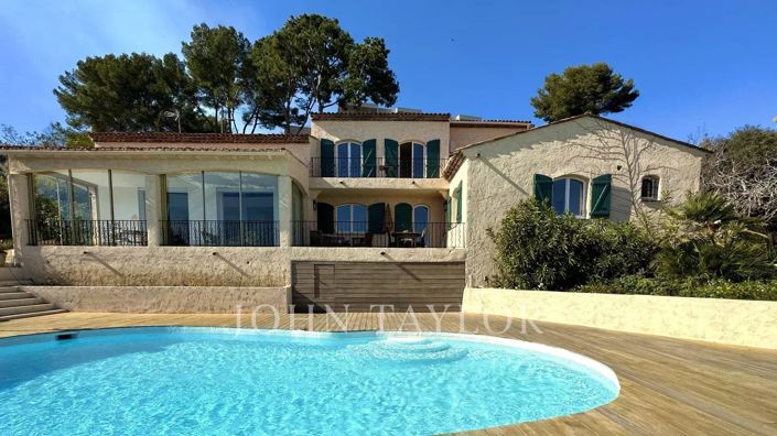 Image No.2-4 Bed House for sale