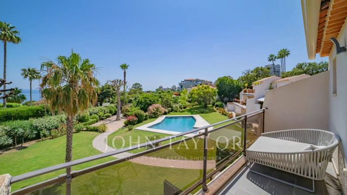 Image No.1-4 Bed Apartment for sale