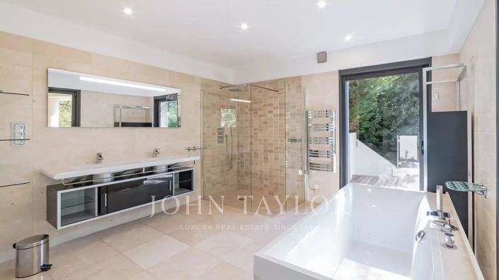 Image No.24-Maison de 4 chambres à vendre à Cannes