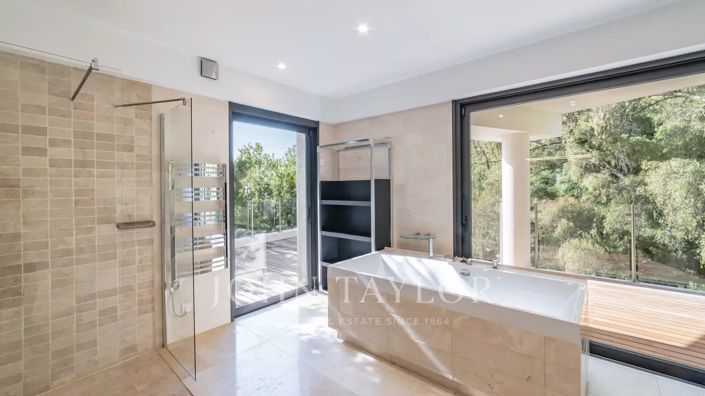 Image No.25-Maison de 4 chambres à vendre à Cannes