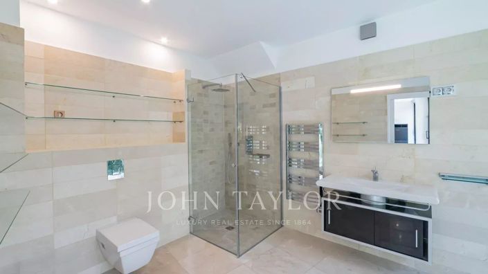 Image No.29-Maison de 4 chambres à vendre à Cannes