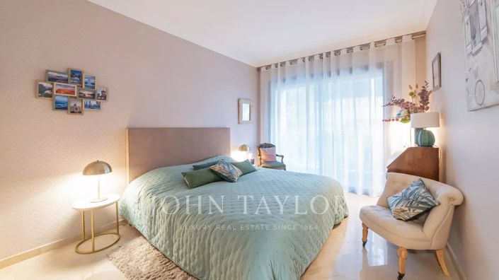 Image No.11-3 Bed Apartment for sale