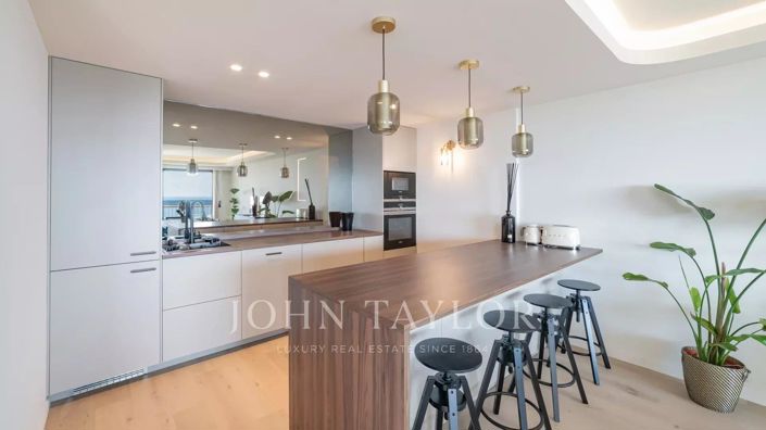 Image No.9-Appartement de 2 chambres à vendre à Cannes