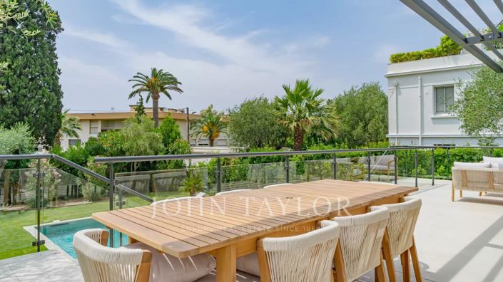 Image No.4-5 Bed House for sale