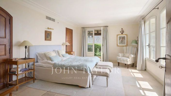 Image No.13-4 Bed House for sale