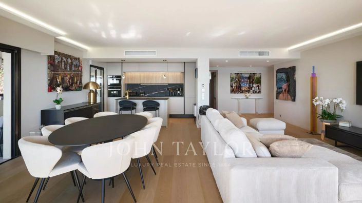 Image No.9-3 Bed Apartment for sale