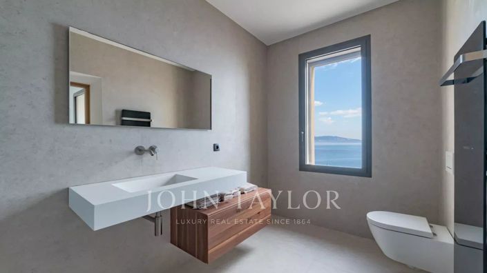 Image No.11-4 Bed House for sale