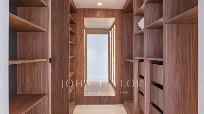 Image No.12-3 Bed Apartment for sale