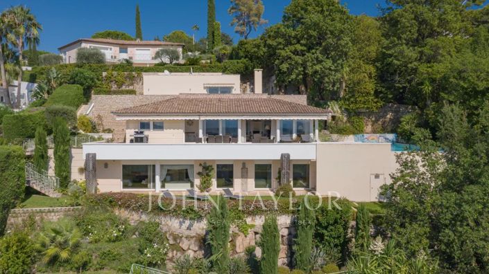 Image No.1-6 Bed House for sale