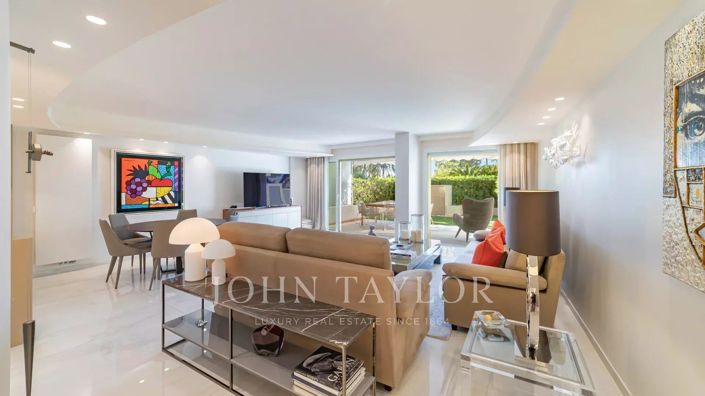 Image No.3-Appartement de 2 chambres à vendre à Cannes