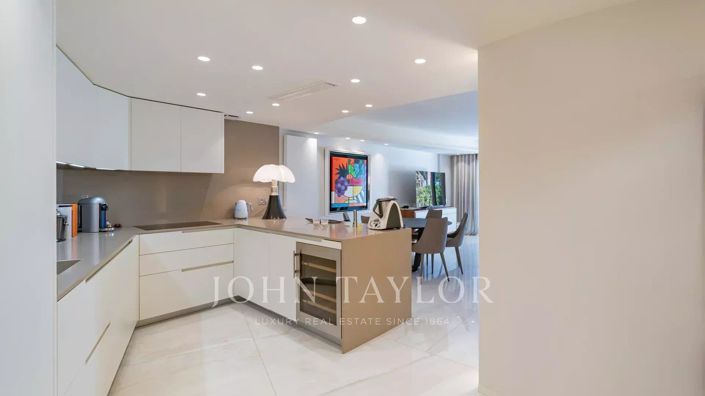 Image No.7-Appartement de 2 chambres à vendre à Cannes