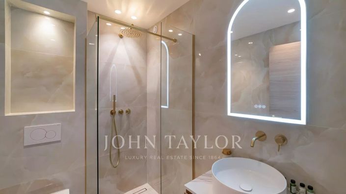 Image No.12-3 Bed Apartment for sale