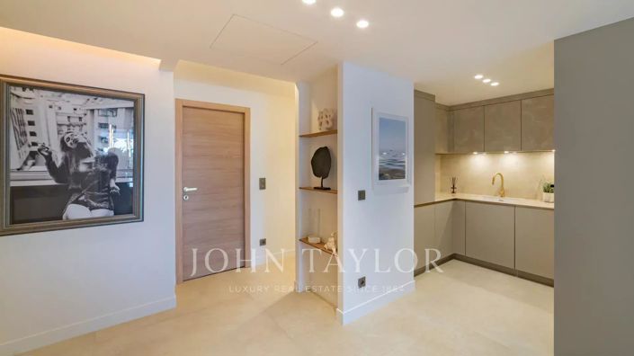 Image No.6-3 Bed Apartment for sale