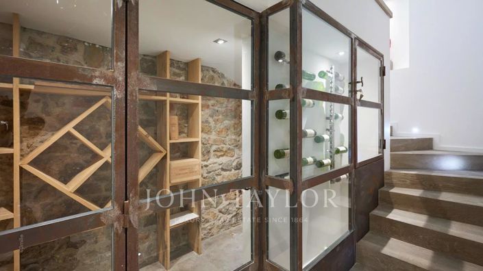 Image No.23-6 Bed House for sale