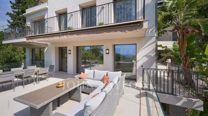 Image No.6-6 Bed House for sale