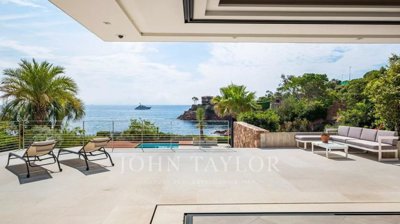 9 Bed House for sale