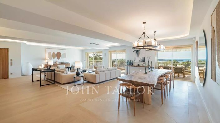 Image No.9-Maison de 4 chambres à vendre à Cannes