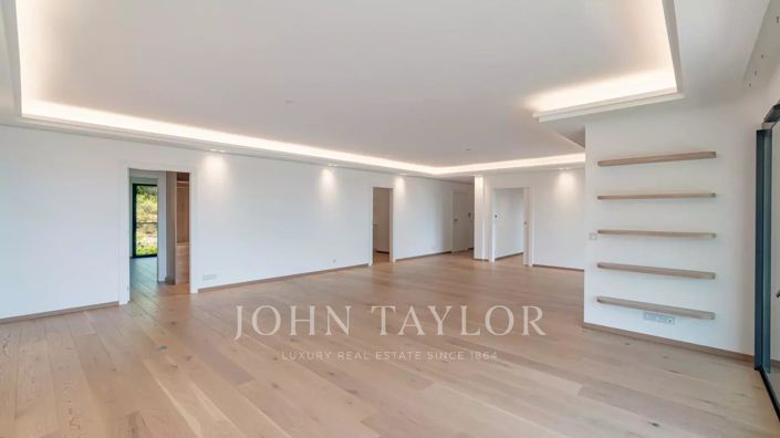 Image No.7-3 Bed Apartment for sale