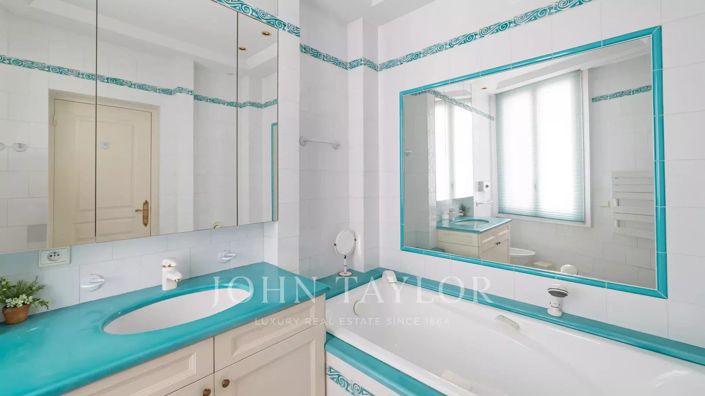 Image No.11-3 Bed Apartment for sale