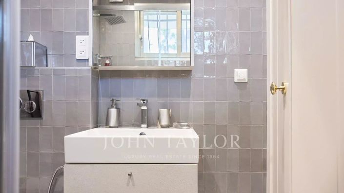 Image No.16-6 Bed House for sale