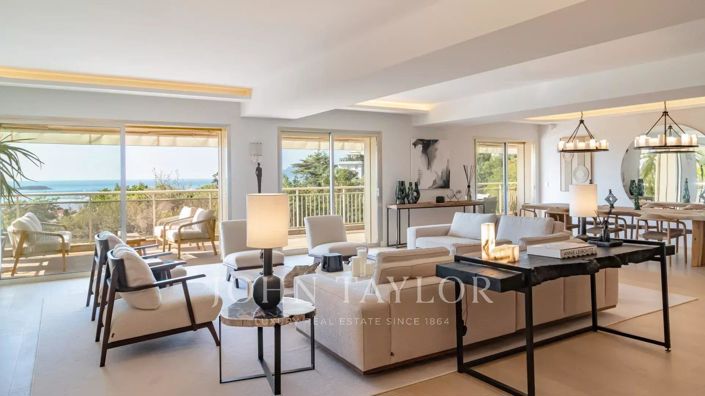 Image No.10-4 Bed Apartment for sale