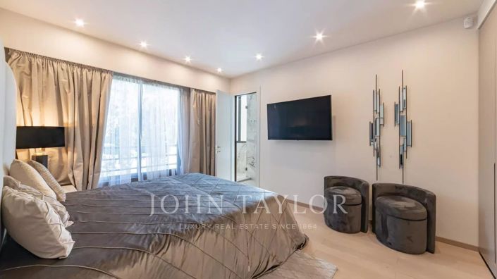 Image No.19-4 Bed Apartment for sale