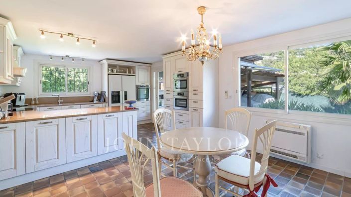 Image No.8-Maison de 5 chambres à vendre à Cannes