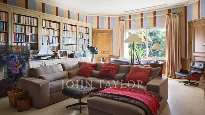 Image No.12-Maison de 8 chambres à vendre à Cannes